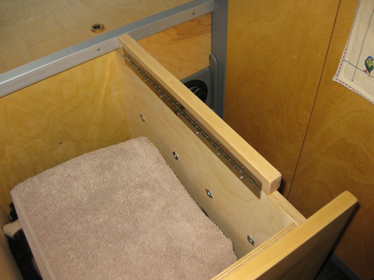 bed_drawer2